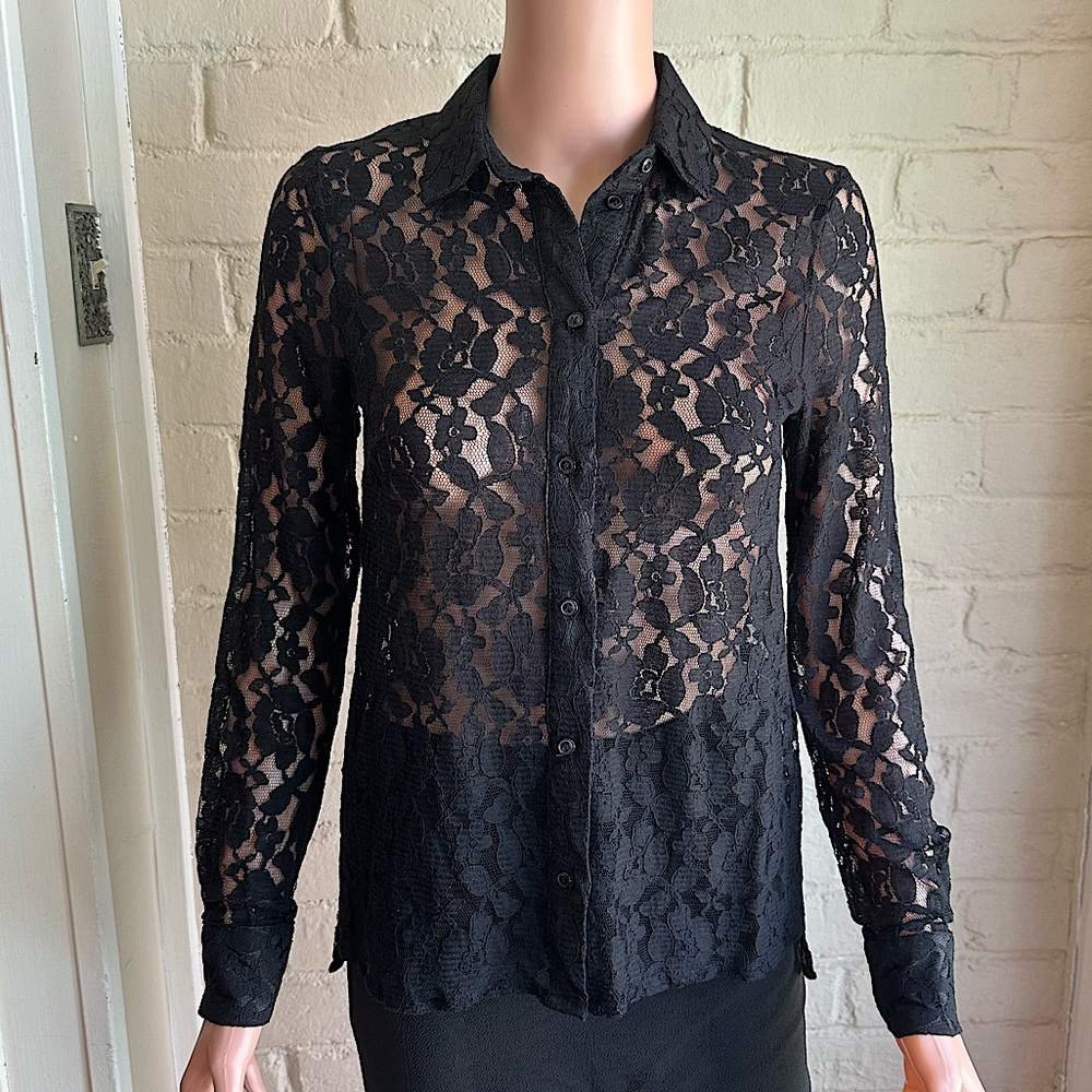 Divided H & M size 2 black floral pattern lace long sleeve button down blouse
